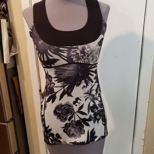 Lululemon Tank - XS/S